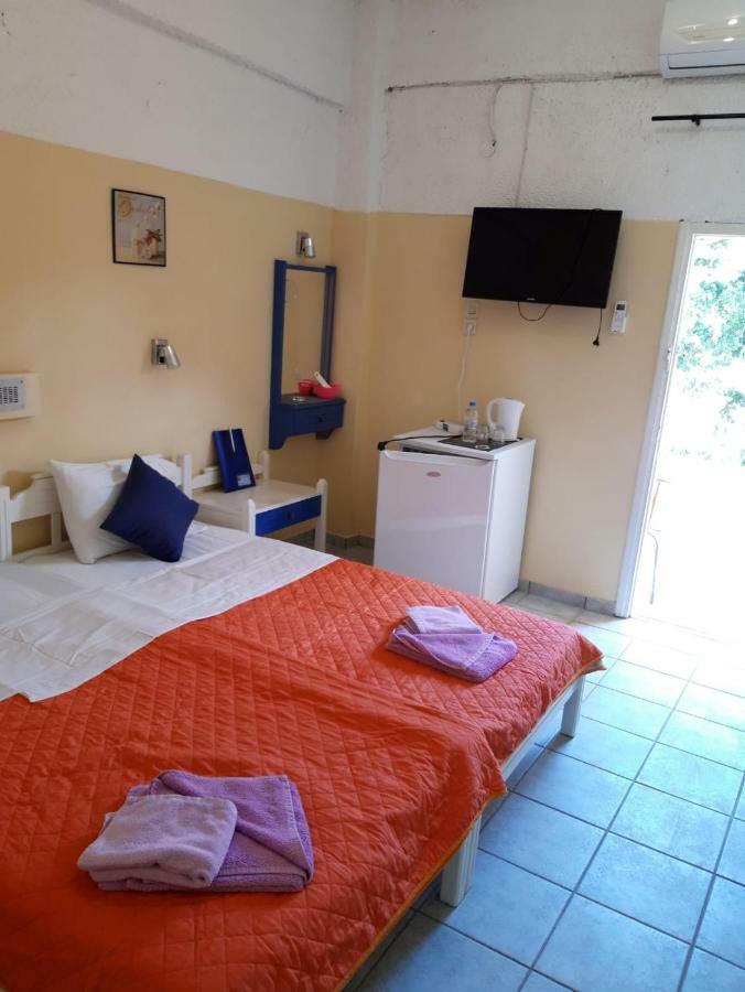 Hotel Neos Matala Eksteriør bilde